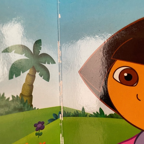 Little Kid’s Dora’s Detective Adventure Board Book Dora The Explorer - Picture 6 of 7